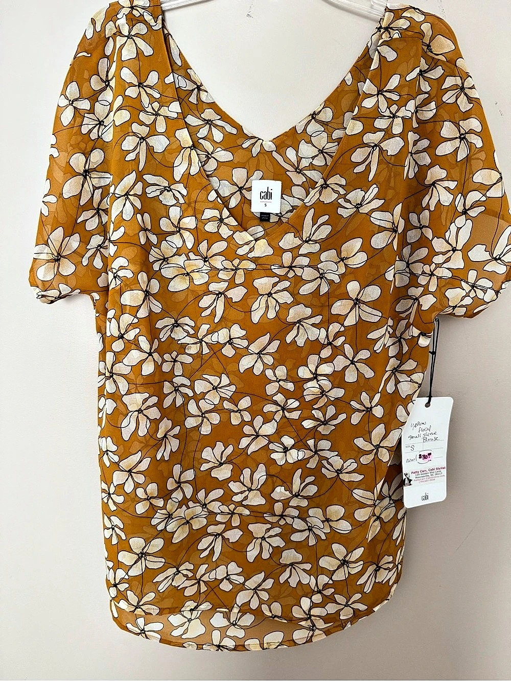 cabi Small Sleeve Blouse Floral V-Neck Blouse in Brown & White Size Small NWT